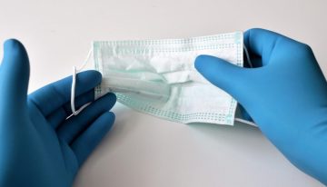 Tapabocas, maquinaria, papel y manufacturas, sacan la cara por las exportaciones