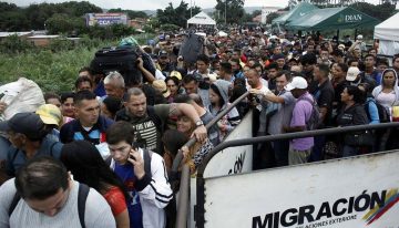 El 80 % de los venezolanos que salieron por la pandemia regresarían a Colombia