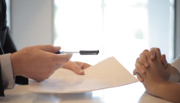 ¡Tenga cuidado! Conozca cómo identificar las falsas ofertas laborales