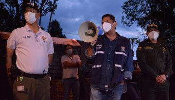 Toques de queda, pico y cédula y más restricciones siguen decretándose en Colombia ante aumento de contagios de contagios