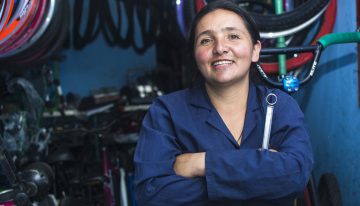 La estrategia de negocio de Grupo Aval se integra con la sostenibilidad y su propósito de marca