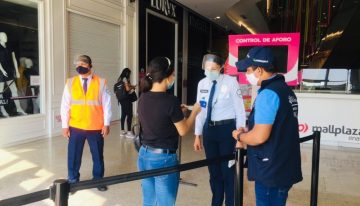 Ciudades con alta ocupación UCI anuncian toques de queda y pico y cédula