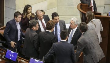 Con críticas de su propio partido, la reforma tributaria de Duque llega al Congreso