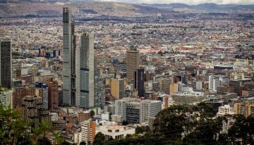 Alcaldía de Bogotá anuncia nuevas medidas para controlar tercer pico de la pandemia