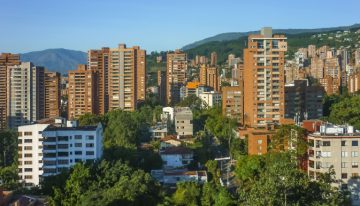 Las más costosas: Bogotá y Medellín se coronan con el valor del metro cuadrado más caro del país