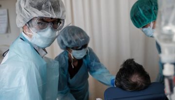 ¿Qué significa pasar de pandemia a endemia de COVID-19 en Colombia? Experto explica