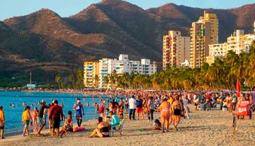 Transporte aéreo y ocupación hotelera en Semana Santa superaron cifras prepandemia: MinComercio