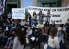 Las universidades públicas de Argentina protestan contra los recortes de Milei