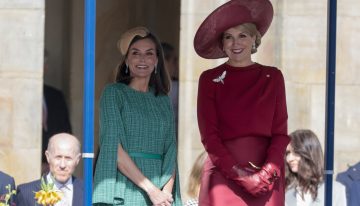 La reina Letizia con Máxima de Holanda: tocado inesperado y el vestido que adoran las mujeres clásicas