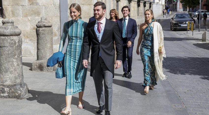 La invitada que  triunfó con un vestido low cost  en la boda más elegante de Madrid