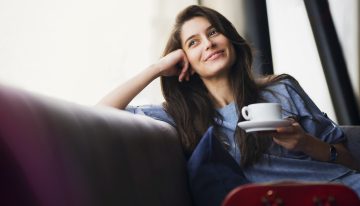 Robert Waldinger, gurú de la felicidad de Harvard: «Para ir más feliz al trabajo, hazte 5 preguntas cada mañana»