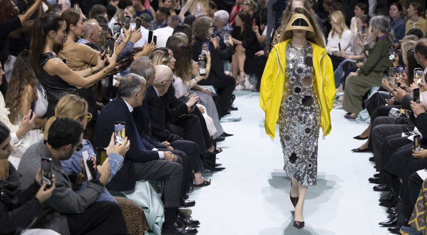 Qué pasa con Prada o cómo entender el desfile más difícil de la temporada en 5 claves