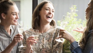 «Cuando haces feliz a alguien, tú siempre te contagias de su felicidad»: Arthur Brooks, gurú de la Universidad de Harvard