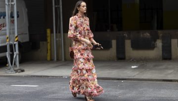 Este jueves de novedades en Zara tiene dos vestidos de invitada ideales para tus bodas de invierno