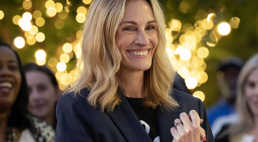 El inesperado cambio de look de Julia Roberts: nuevo corte de pelo y sin maquillaje para el otoño