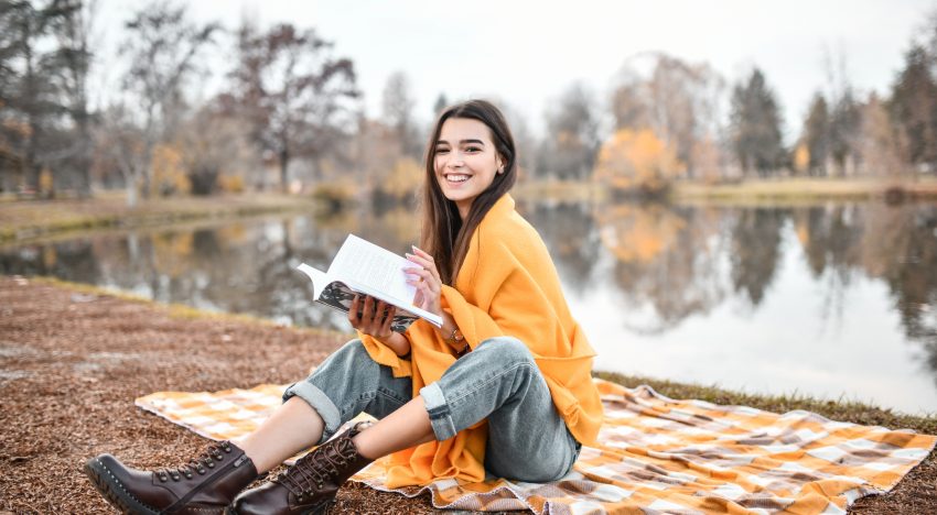 Los tres libros que siempre recomiendo a mis amigas cuando pasan por un momento de tristeza