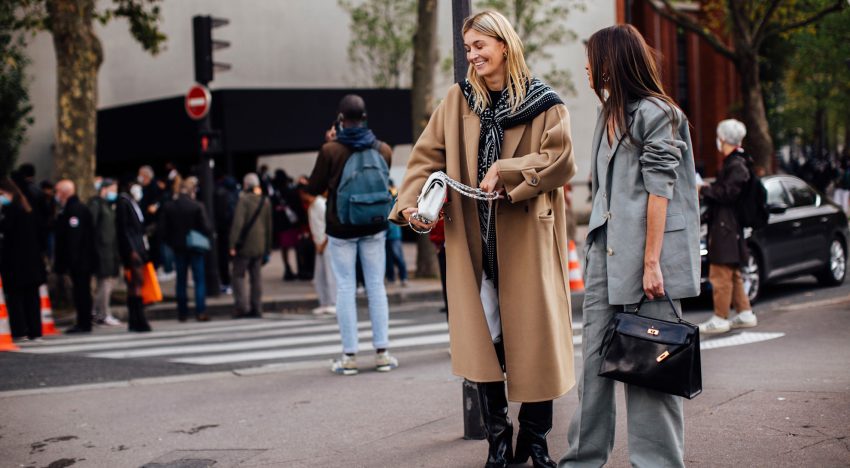 De todas las novedades que llegaron ayer a Zara hay 5 accesorios que parecen de una firma de lujo