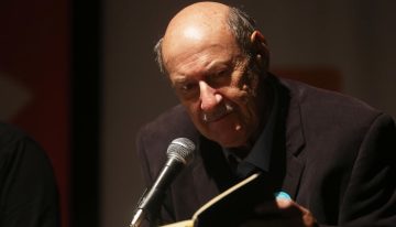 Muere el escritor chileno Antonio Skármeta