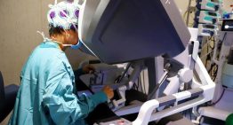 Operar apendicitis y hernias de urgencia con un robot: así es el programa de Can Ruti pionero en Europa