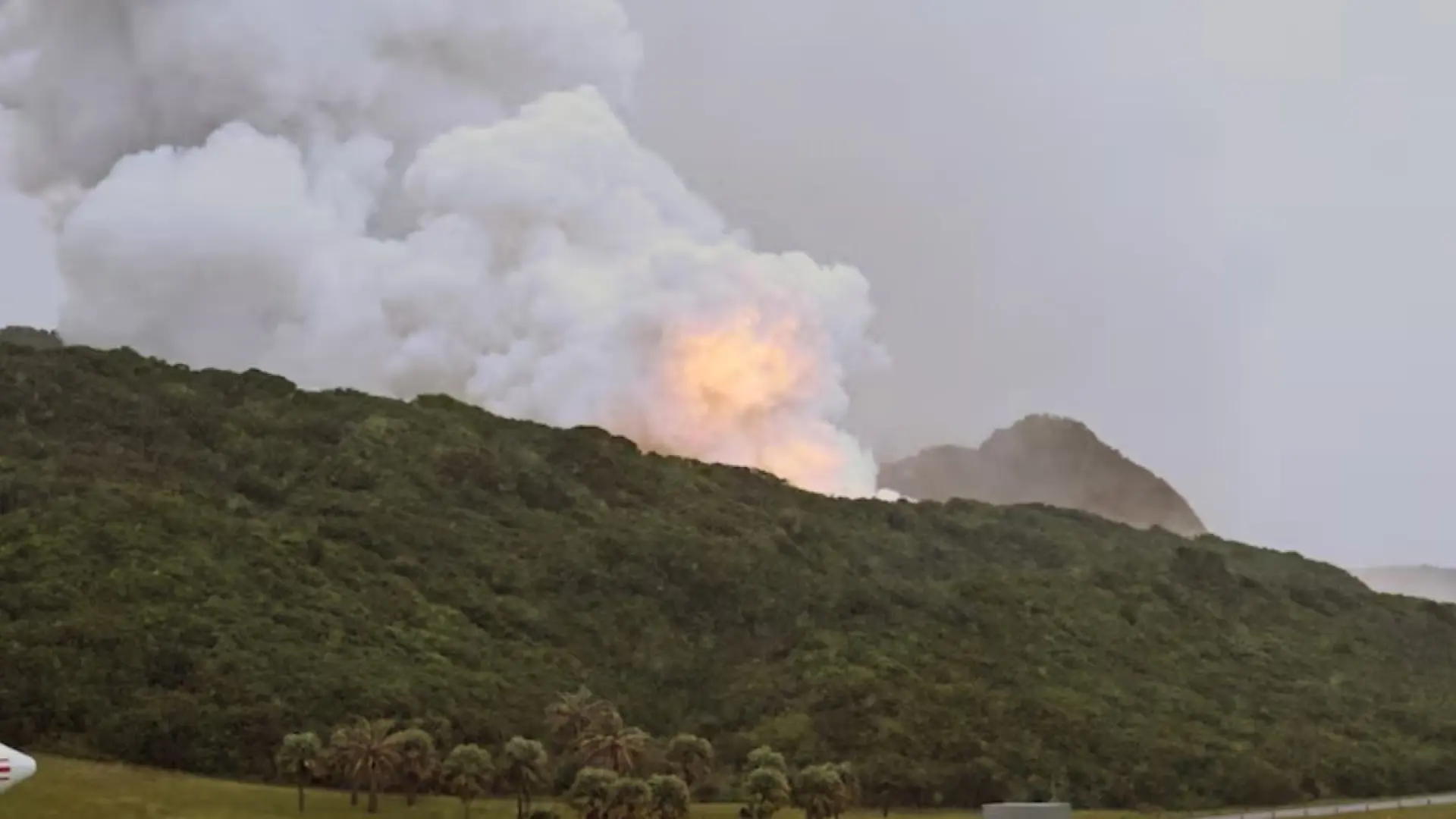 Explota el cohete japonés Epsilon-S durante una prueba y provoca un gran incendio