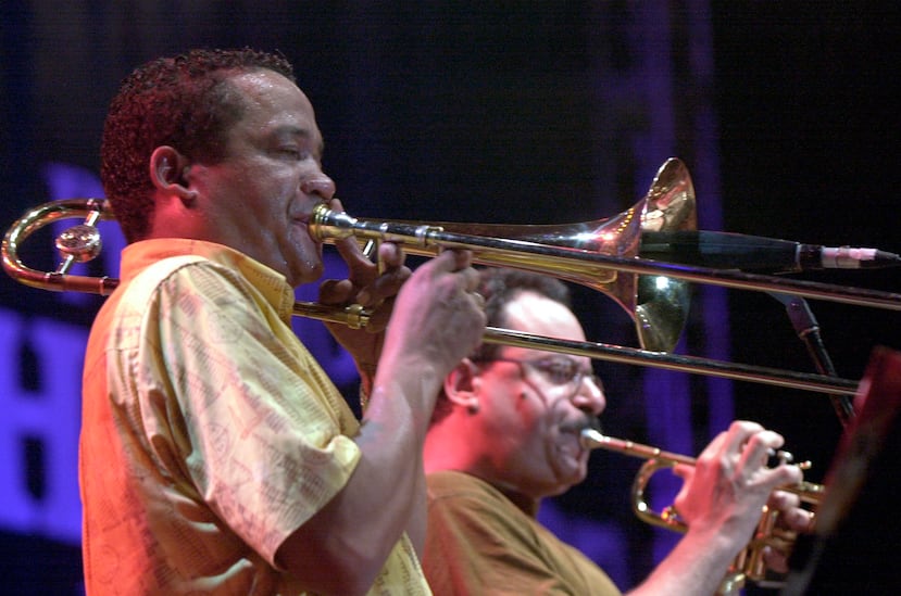  5/31/02.   ANFITEATRO TITO PUENTE SEGUNDA NOCHE DEL  PUERTO RICO HEINEKEN JAZZ FDEST 2002.  LA PRESENTACION   GIOVANNI HI DALGO Y SU SEXTETO. EL TROMBONISTA ANTONIO TONITO VAZQUEZ Y EL TROMPETISTA DAVID RODGZ.