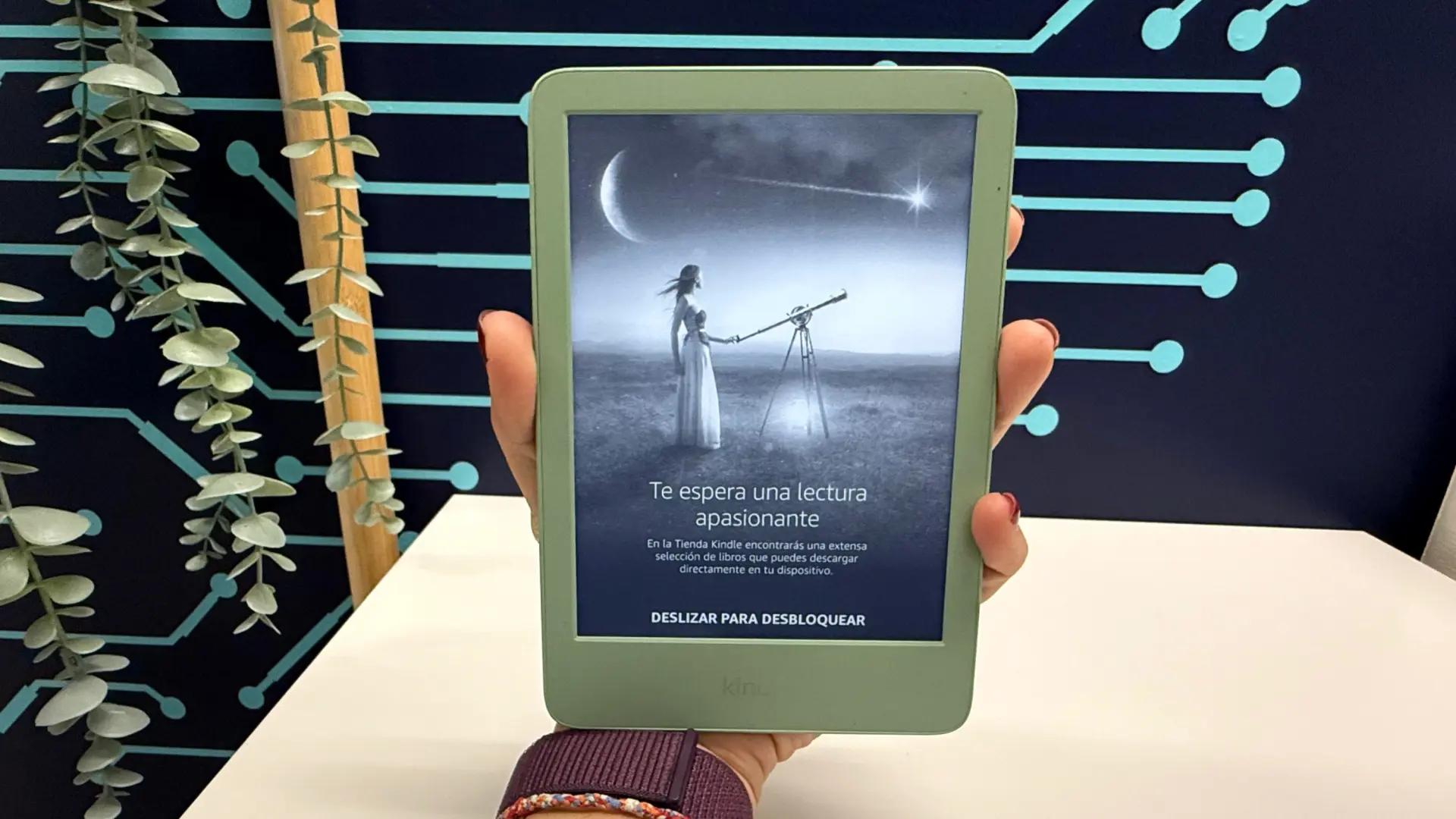 Kindle 2024: Amazon pone un traje nuevo a un producto que ya conocíamos