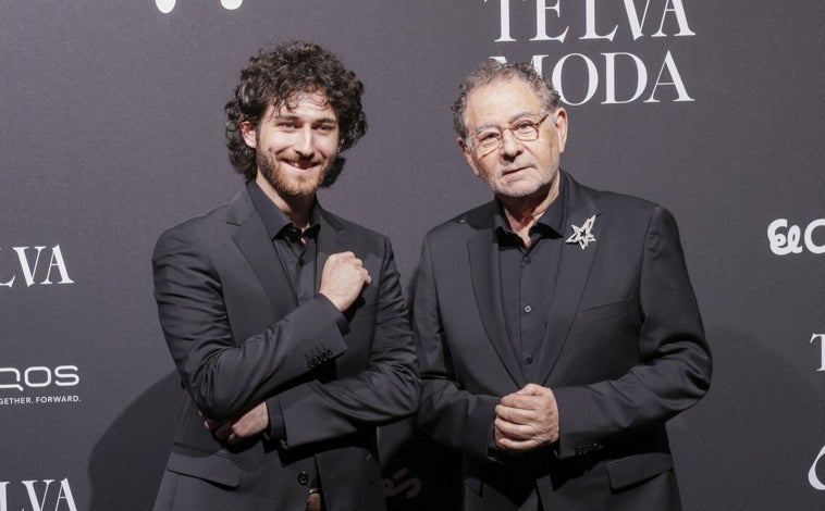 Imagen principal - Iago Jover junto a Roberto Verino; imágenes del nuevo Metaverso de la marca y uno de los desfiles durante la MBFWMadrid