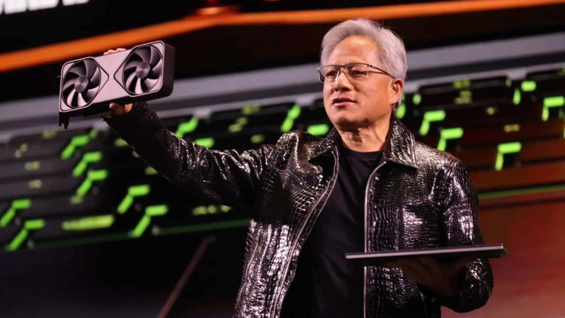 Nvidia saca pecho en el CES: lanza su nueva familia de tarjetas gráficas RTX 50 y sorprende con Project Digits