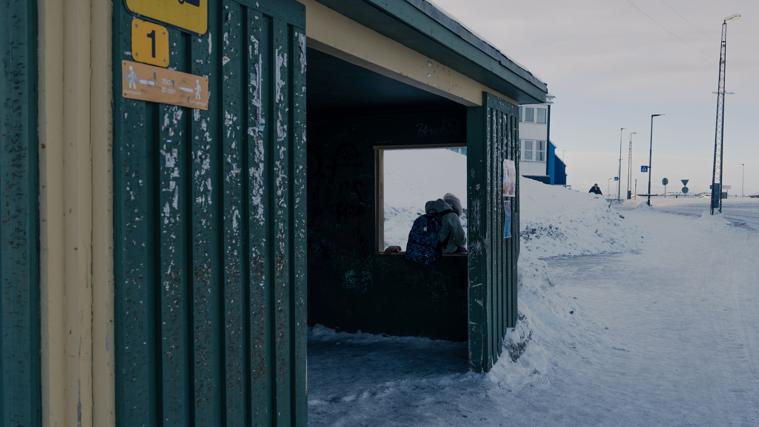 Inuit, niños tutelados y suicidios: las conversaciones pendientes en Groenlandia