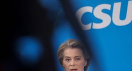 Von der Leyen: «Intensificaremos el trabajo para acelerar el proceso de adhesión de Ucrania en la UE»