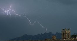 Cazadores de tormenta: Catalunya lidera un proyecto pionero para estudiar cuáles son los lugares más golpeados por rayos