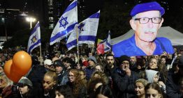 La familia Bibas acusa a Netanyahu de haber «abandonado» a los rehenes