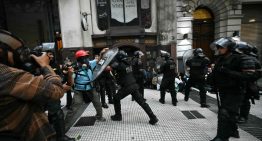 Graves incidentes en Argentina en una protesta de jubilados contra el Gobierno