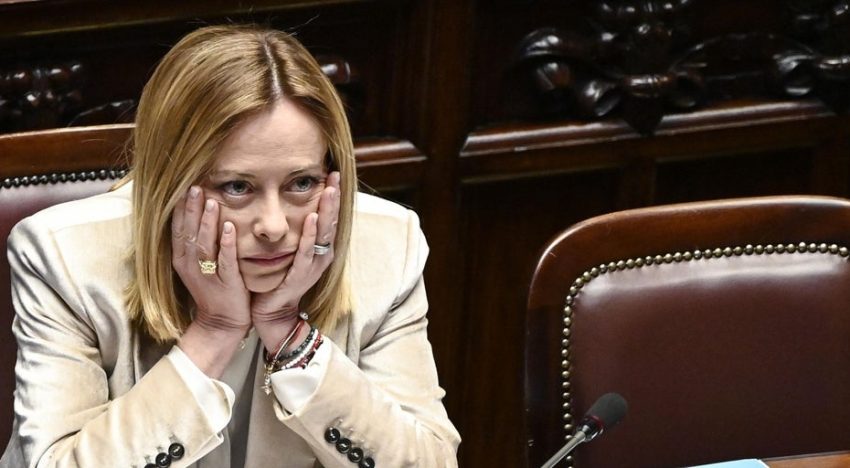 Caos en el Parlamento italiano: Meloni desata las protestas de la oposición al atacar texto histórico sobre la integración europea