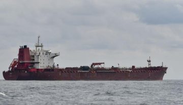 Un petrolero y un buque mercante chocan frente a la costa oriental de Reino Unido