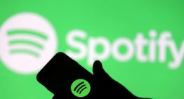 Spotify bloquea cuentas de usuarios que usaban APK piratas para acceder al Premium