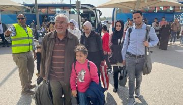 Angustia de los gazatíes en el exilio: «El mundo ha tardado en reaccionar»