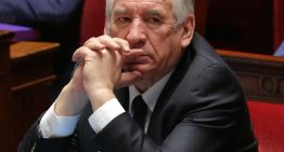 El primer ministro de Francia propone un referéndum para sacar adelante su plan de reforma económica