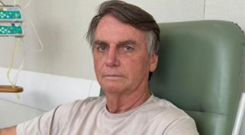Bolsonaro sale de cuidados intensivos casi tres semanas después de su ingreso