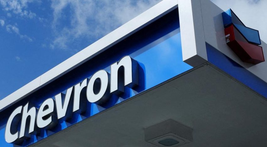 Trump le da oxígeno a Maduro: prorroga la licencia de Chevron