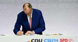 El conservador Merz firma con los socialdemócratas el acuerdo para una gran coalición en Alemania