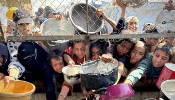 Dimite por «principios humanitarios» el presidente de la empresa encargada del reparto de ayuda en Gaza