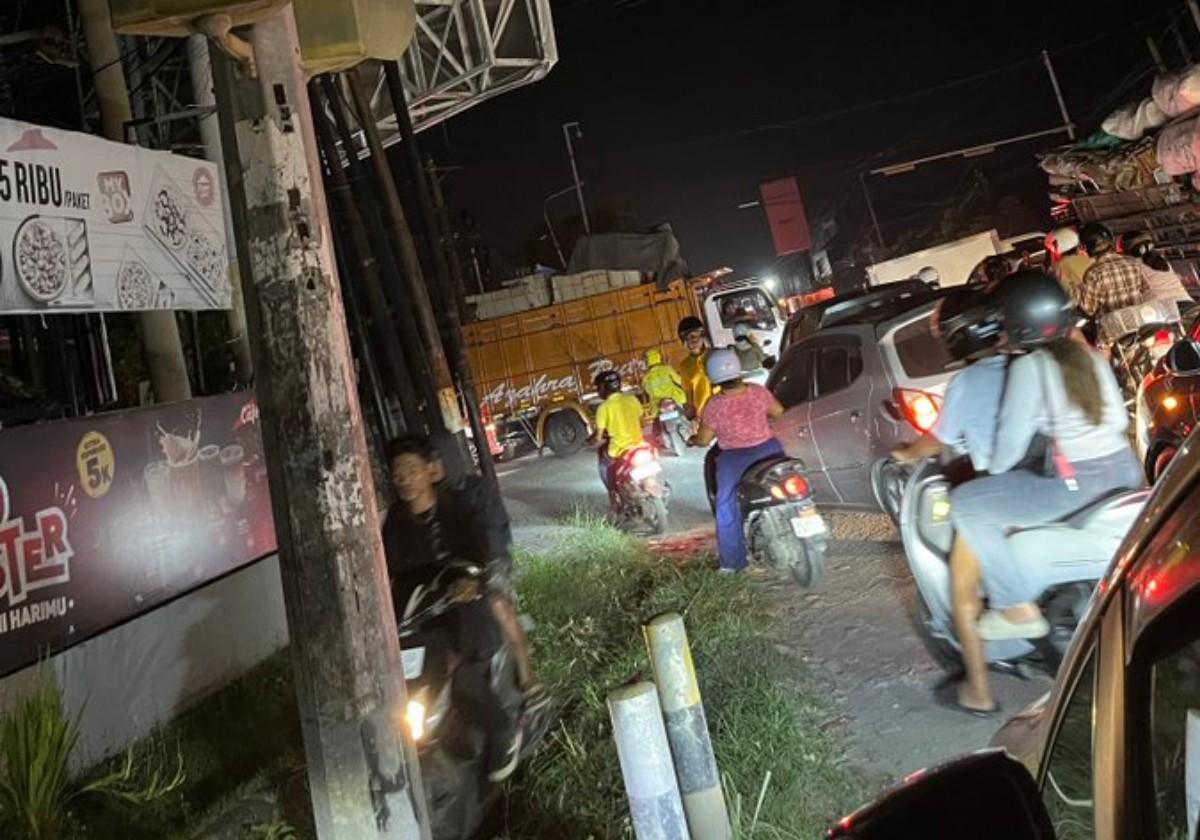 Imágenes del apagón en Bali, Indonesia