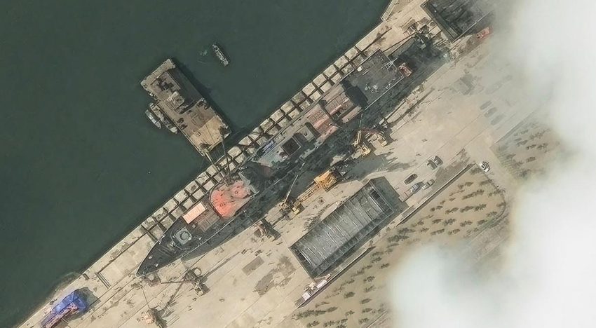 Kim Jong Un denuncia un «acto criminal» en un accidente durante el lanzamiento de un nuevo destructor