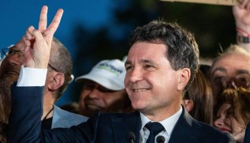 El ultraderechista Simion se disputará la Presidencia de Rumanía con el proeuropeo Dan