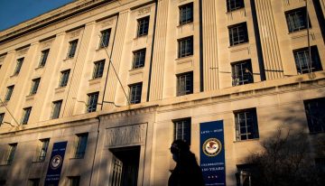 Detenido en EEUU un empleado gubernamental por intentar entregar «información clasificada» a otro país