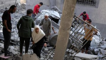 Al menos 50 personas desaparecidas entre los escombros tras un ataque israelí sobre un edificio de cuatro plantas en Gaza