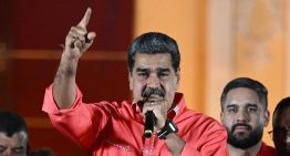El chavismo se adjudica la victoria en las elecciones legislativas y regionales mientras la oposición desafía el resultado: «El 85% no votó»