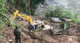 Una disidencia colombiana de la FARC mata a once militares en Ecuador
