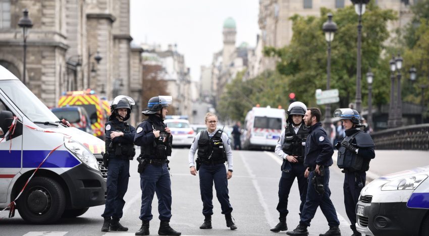 Un grupo de encapuchados intenta secuestrar a la hija de un directivo de una reconocida empresa de criptomonedas en París